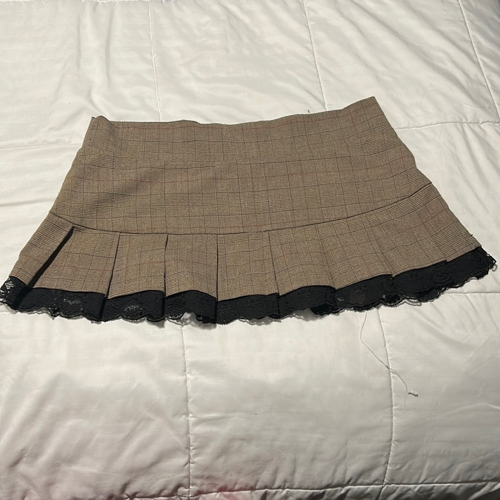 Like new- Burberry style plaid mini with lace